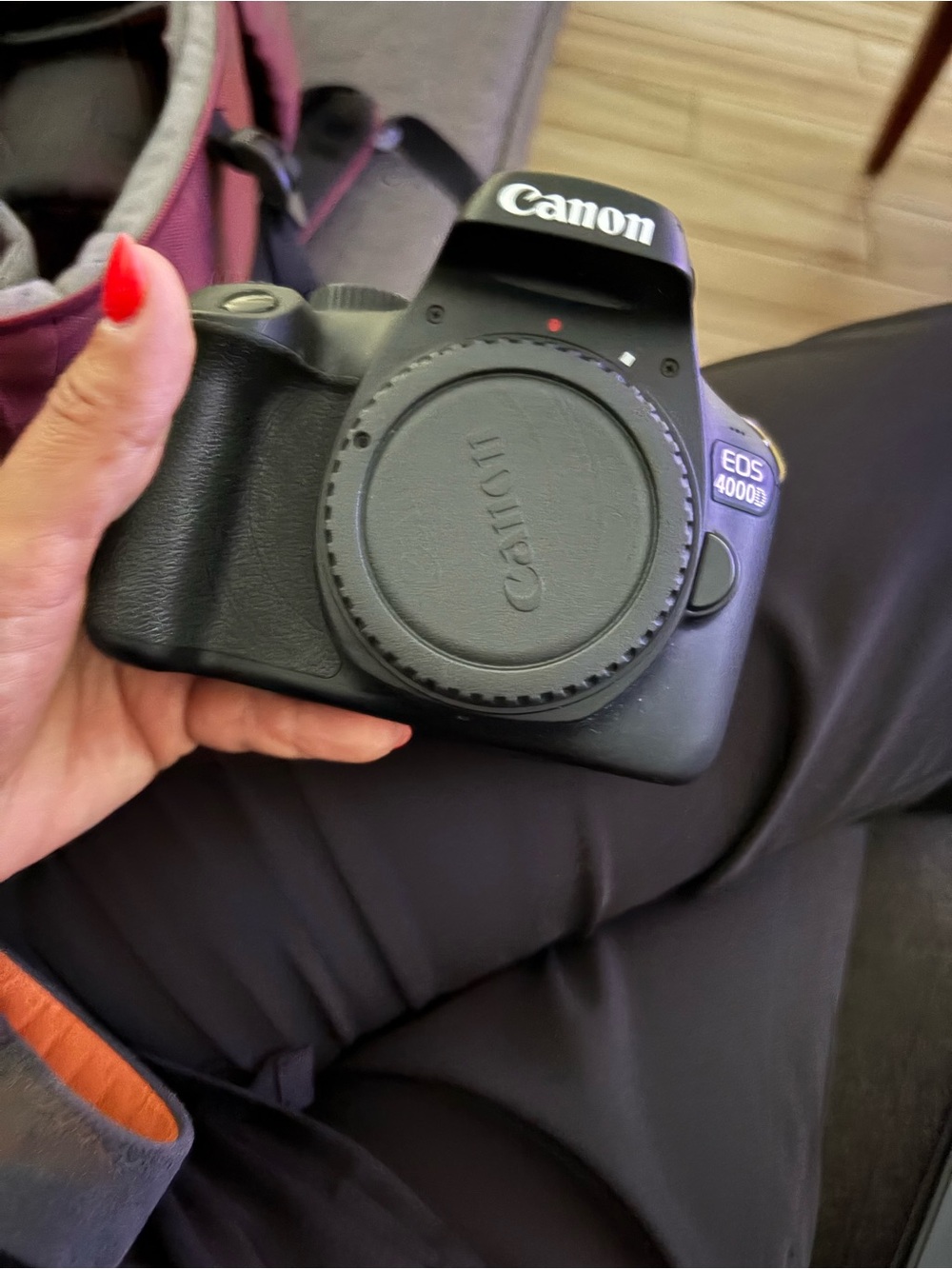 Canon Black EOS 4000D DSLR Camera Body - Picture 3 of 3
